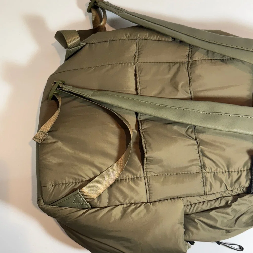 BLUZEN Puffer Backpack Quilted Nylon Olive Green Lightweight Carry All‎ Bag